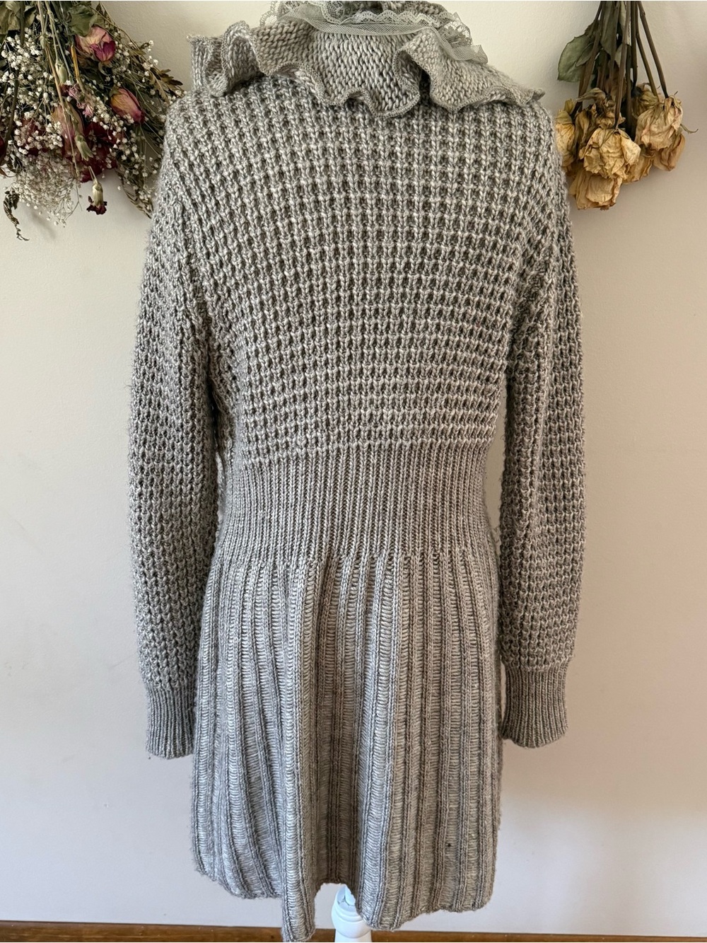 verty Ruffled Open-Front Knit Cardigan - Gray - Picture 5 of 6
